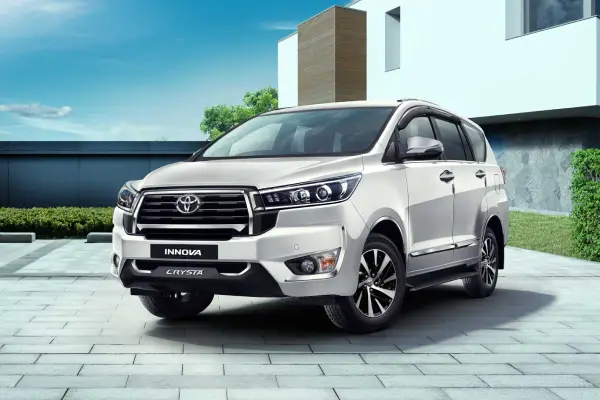 Innova Crysta and Toyota Innova Rental Udaipur