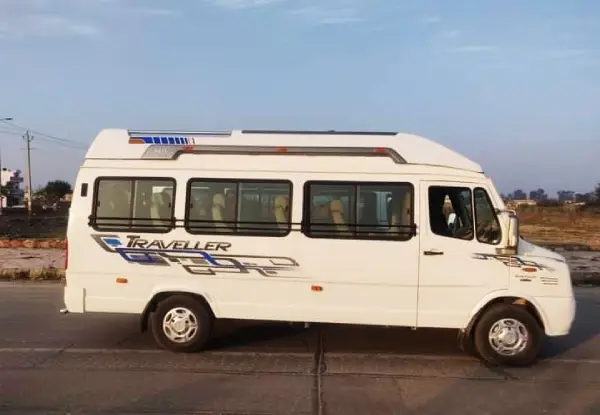 Tempo Traveller in Jaipur 2
